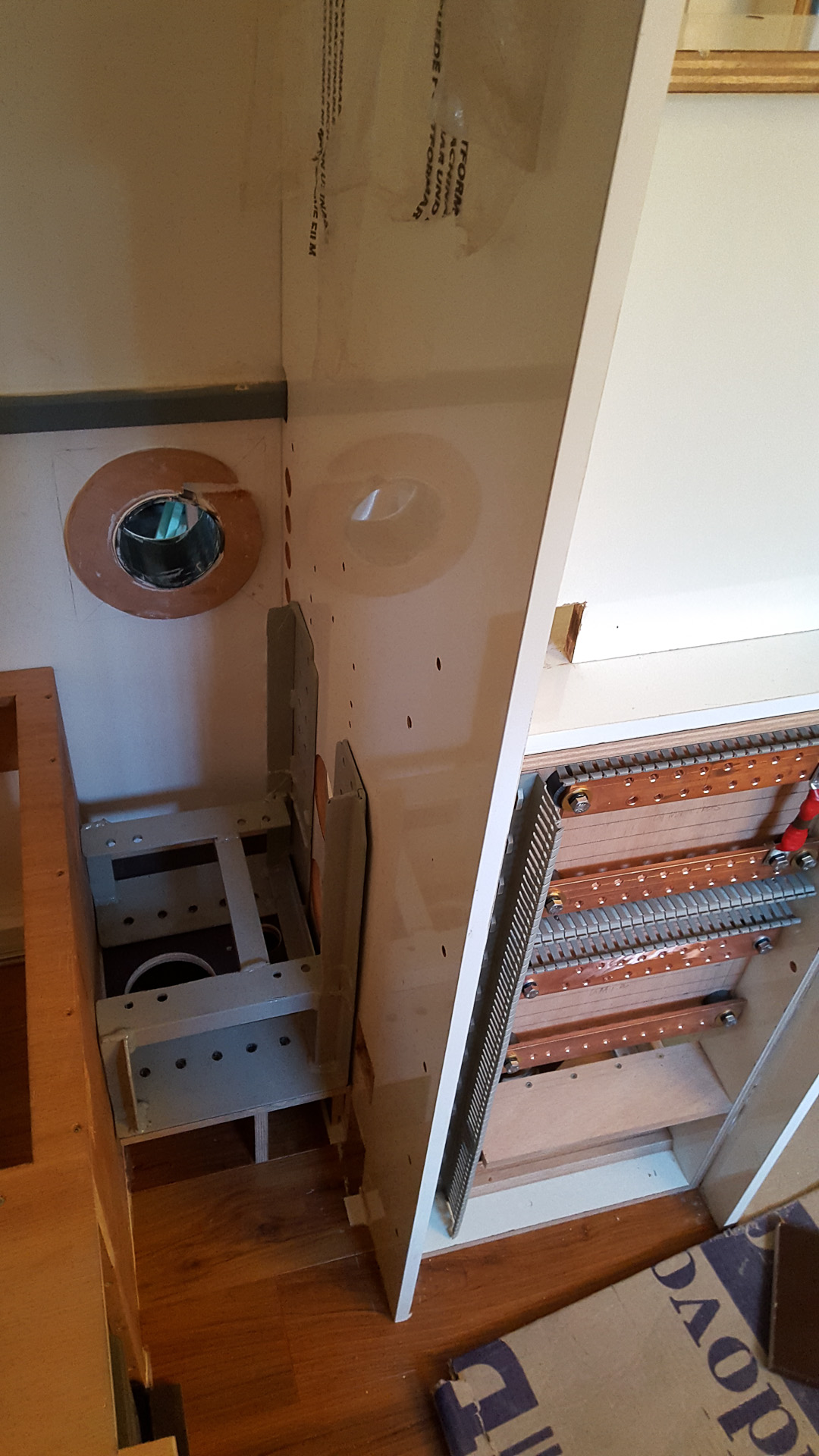 Electrical-compartment-ventilation